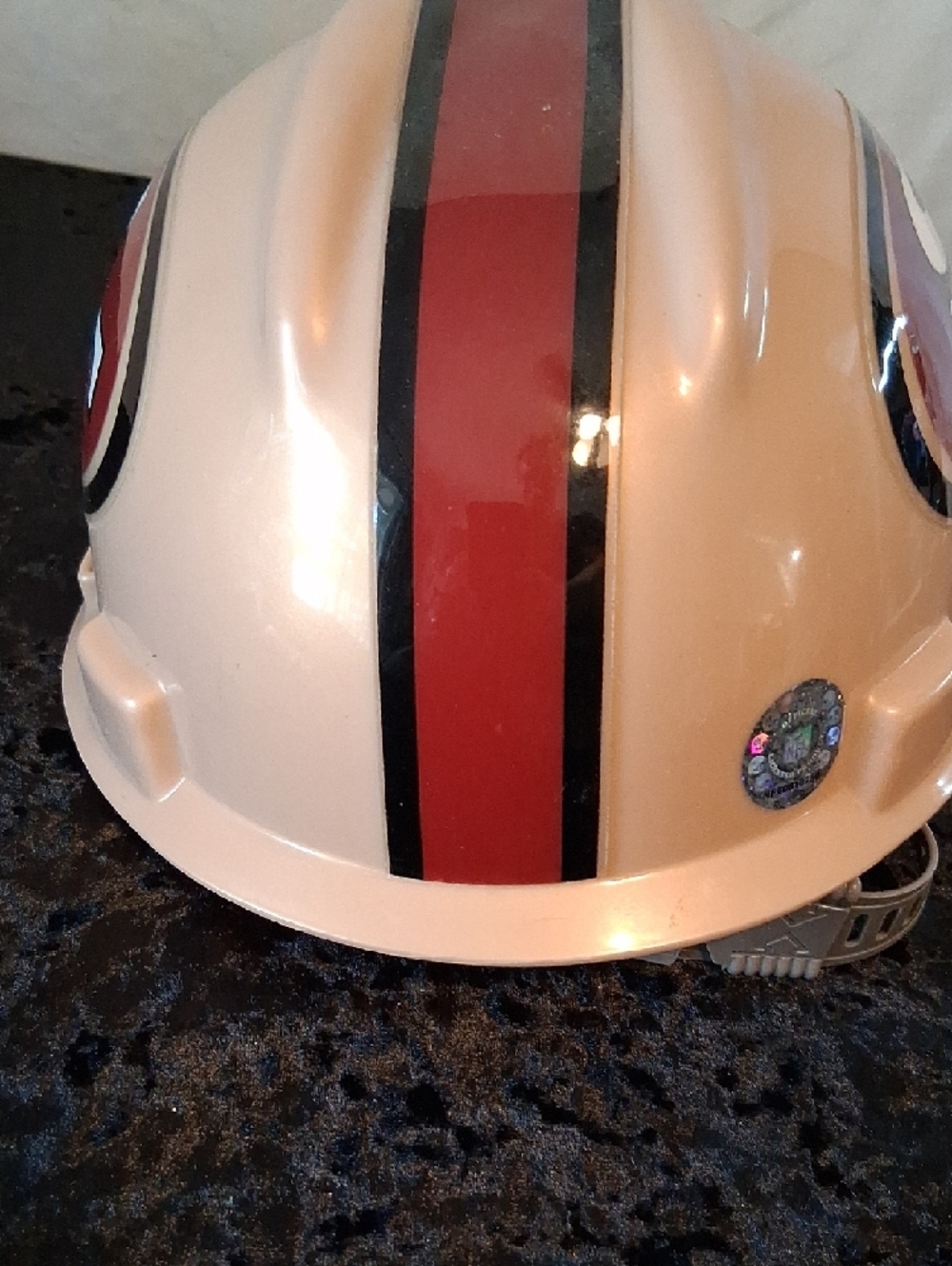 MSA V-Gard San Francisco 49ers hard helmet size medium - Picture 3 of 6